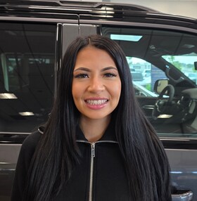Staff member Mariah Llarena from ID_41e2df34a9fc