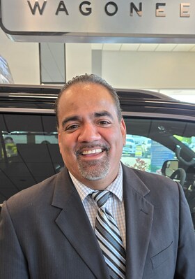 Staff member Joe Pena from ID_41e2df34a9fc