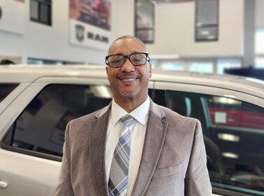 Staff member Michael Roy from ID_e04df7e6218e