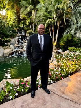 Staff member Leon Thomas from ID_5b0b25c2636f