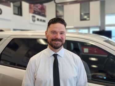 Staff member Glenn Greenwalt from ID_e04df7e6218e