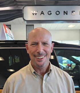 Staff member Dino Marraccini from ID_41e2df34a9fc
