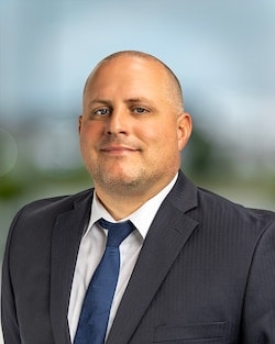 Staff member Adam Brown from ID_e04df7e6218e