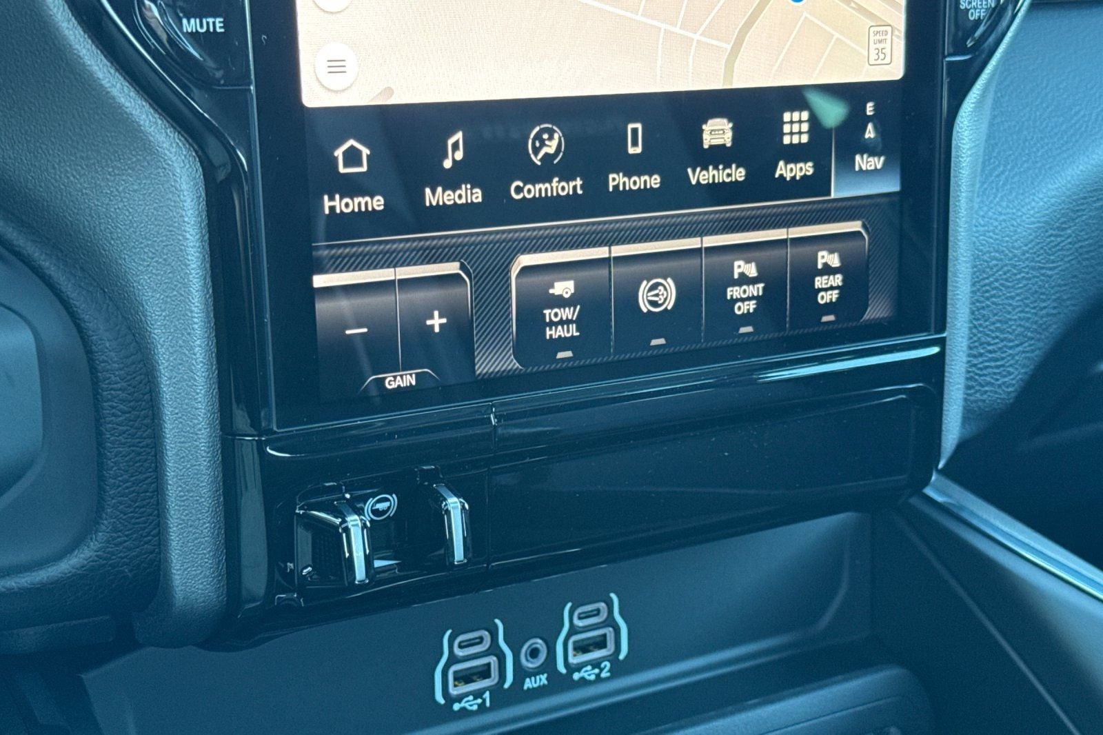 2026 RAM 2500 Laramie - Photo 24