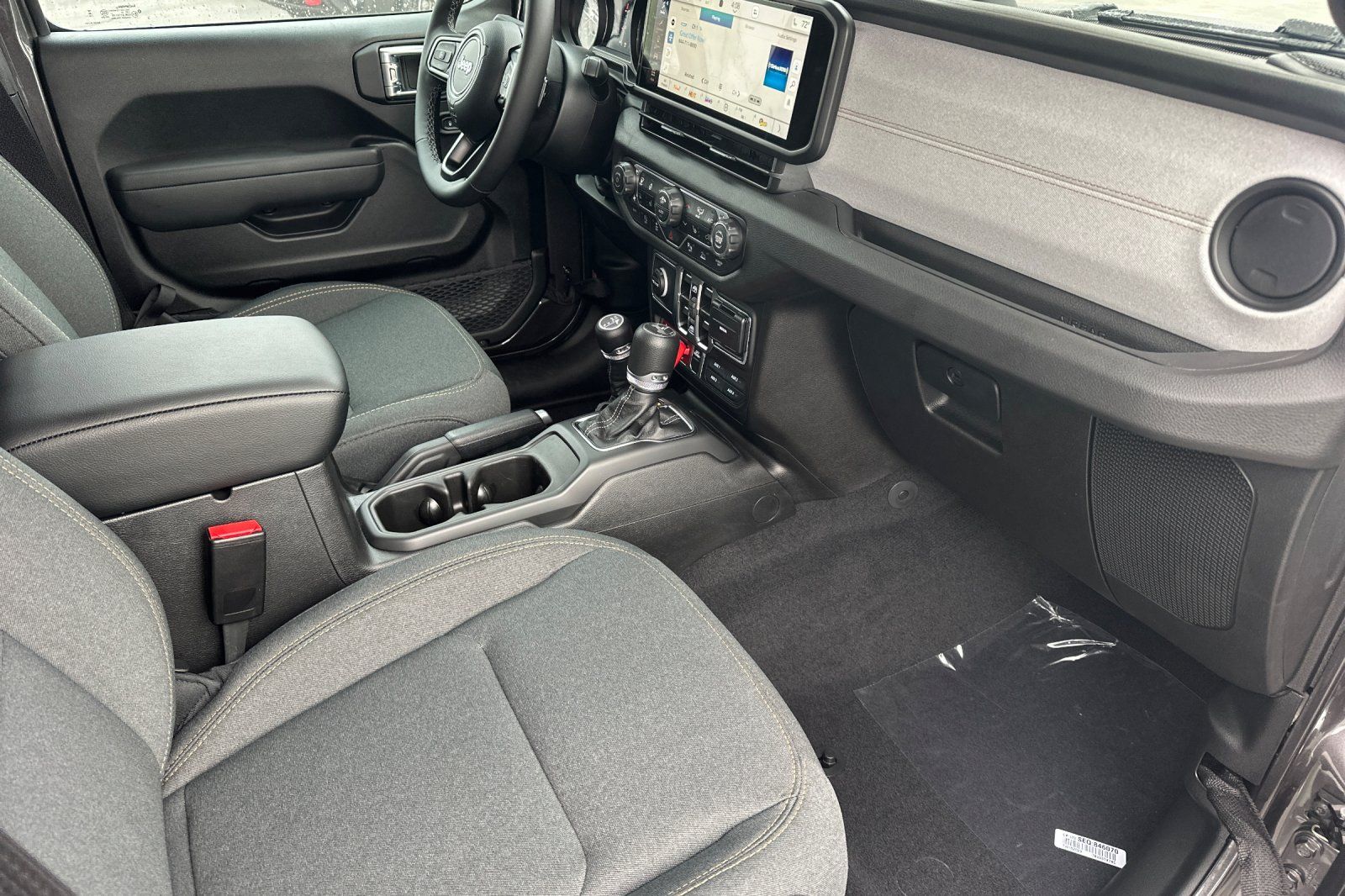 2026 Jeep Wrangler 4-Door Willys - Photo 19