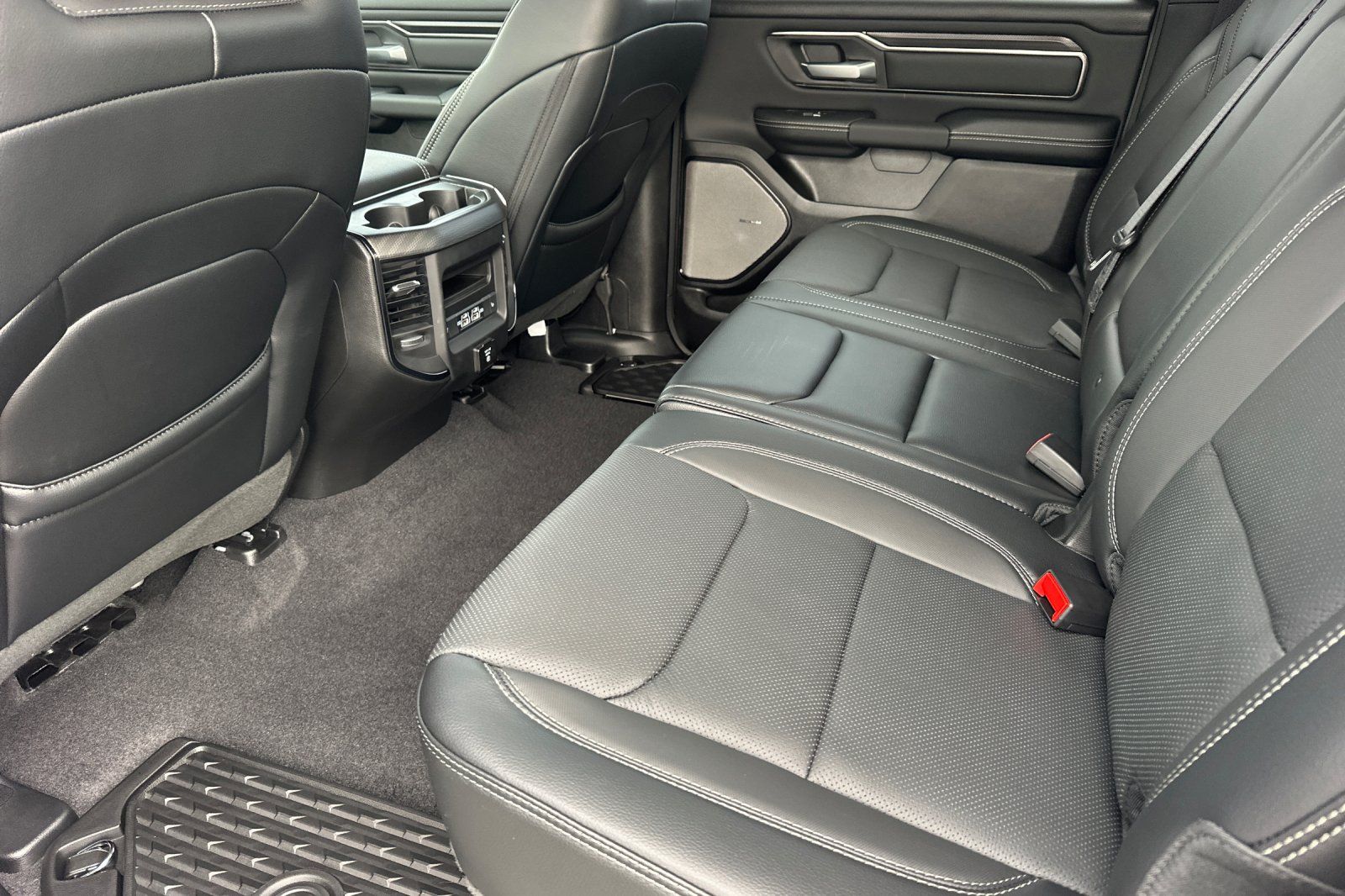 2026 RAM 1500 Rebel - Photo 12