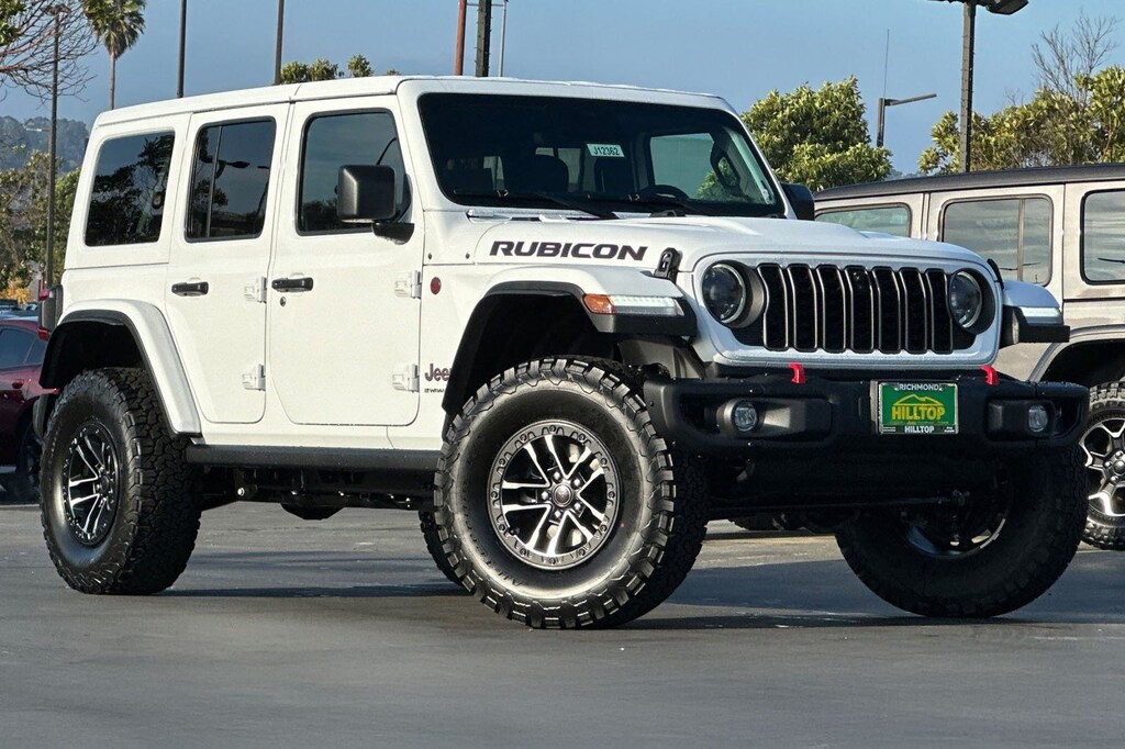 New 2026 Jeep Wrangler 4-DOOR RUBICON X Sport Utility