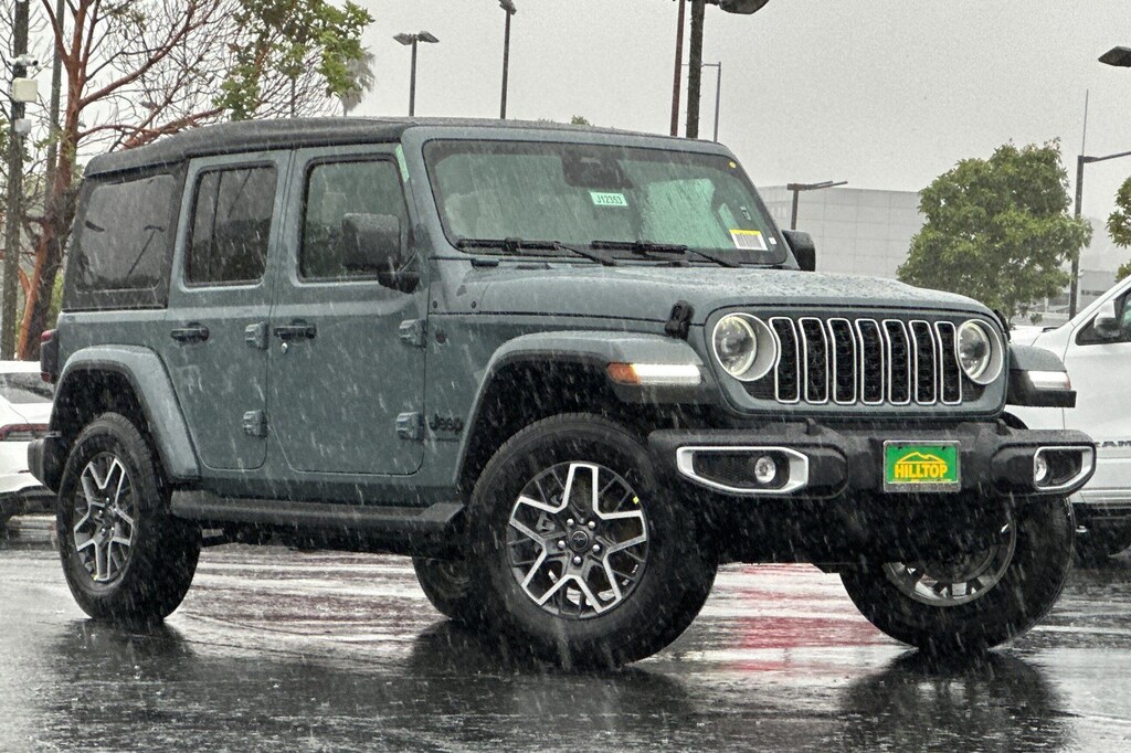 New 2026 Jeep Wrangler 4-DOOR SAHARA Sport Utility