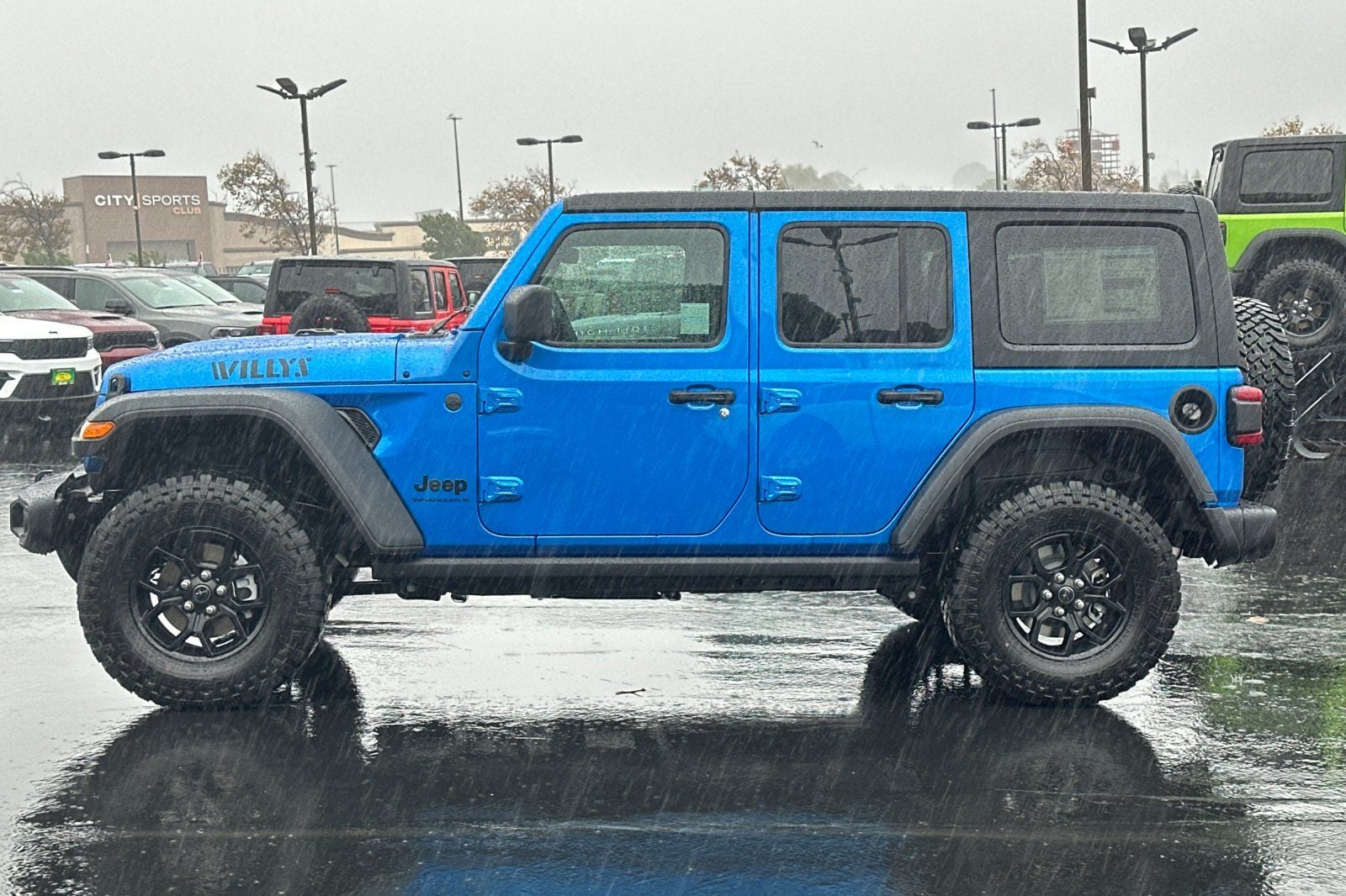 2026 Jeep Wrangler 4-Door Willys - Photo 8