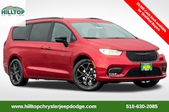 2026 Chrysler Pacifica SELECT Passenger Van