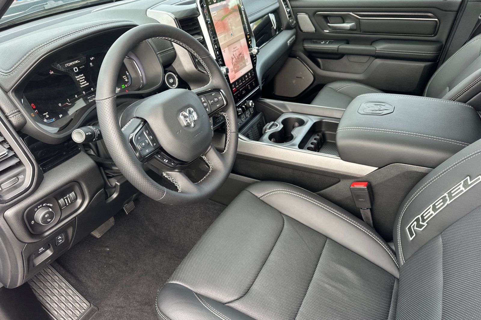 2026 RAM 1500 Rebel - Photo 10