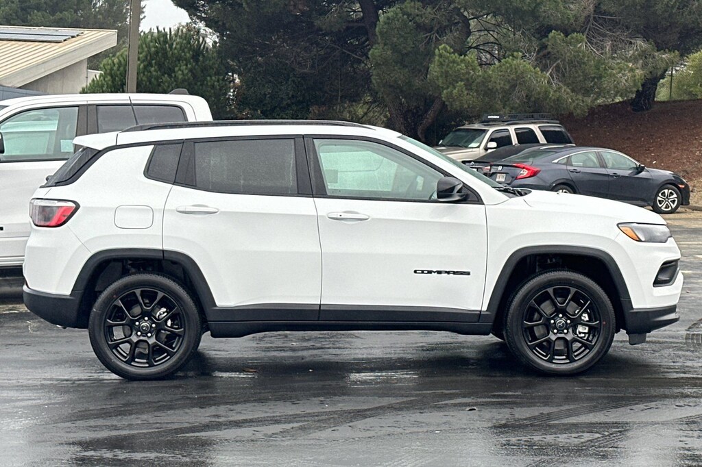 New 2026 Jeep Compass LATITUDE ALTITUDE 4X4 Sport Utility