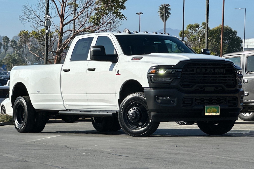 2026 Ram 3500 Tradesman photo 2