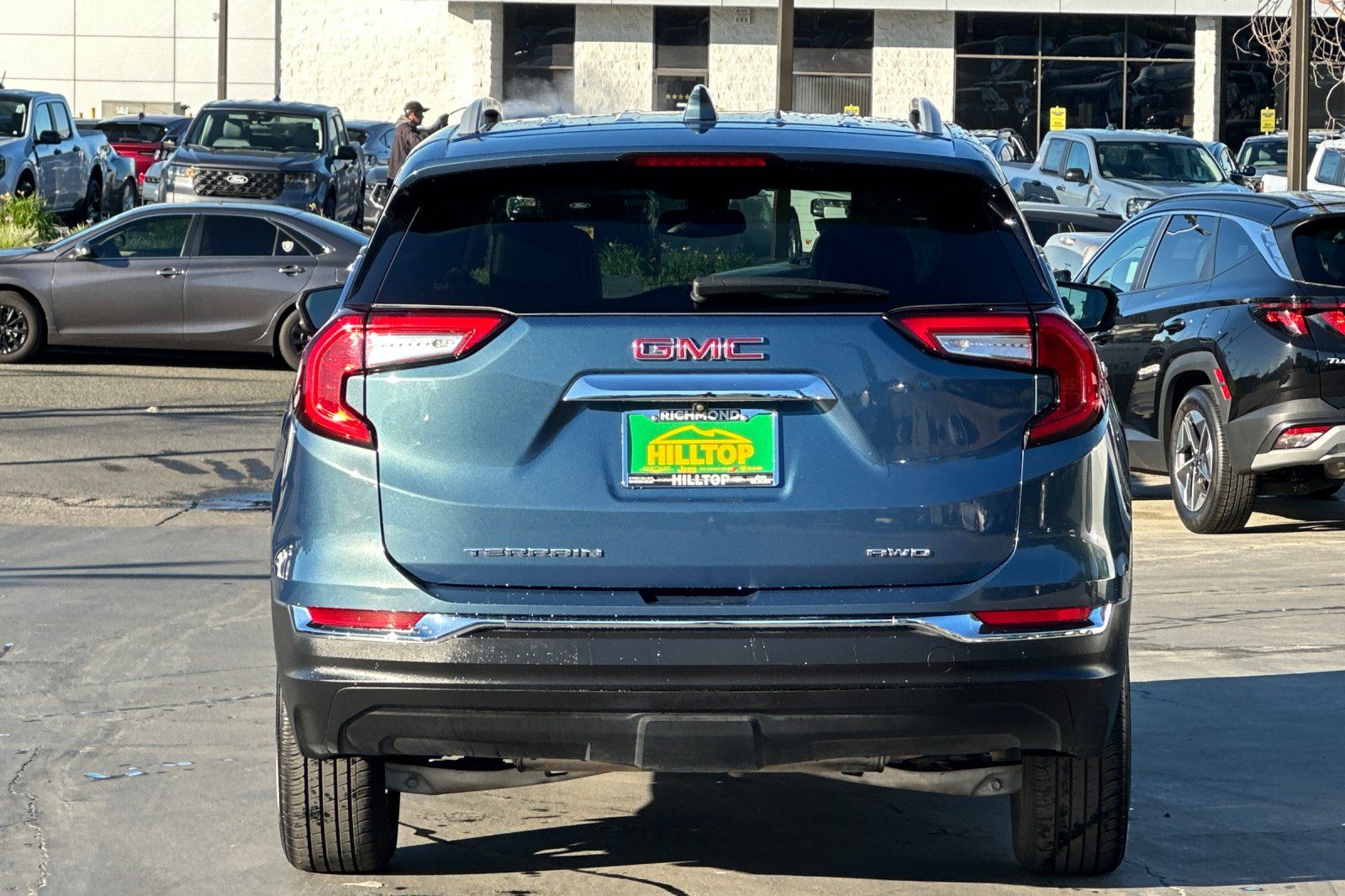 2024 GMC Terrain SLT photo 5