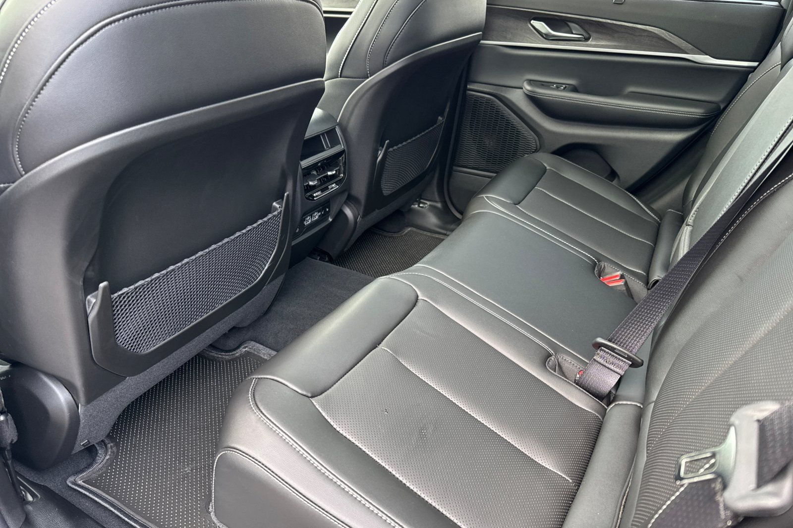 2025 Jeep Grand Cherokee Limited - Photo 14