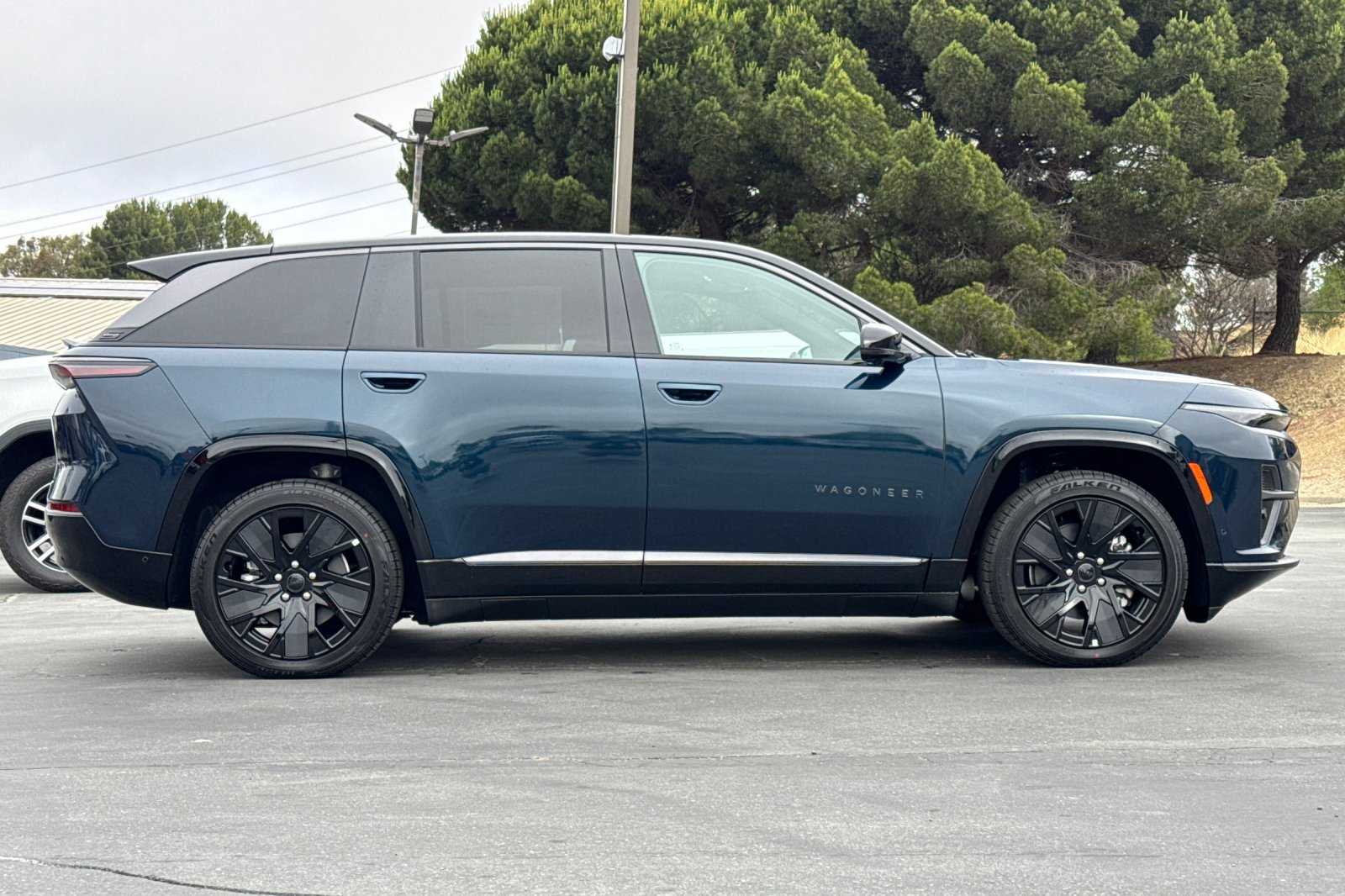 2025 Jeep Wagoneer S Launch Edition photo 4