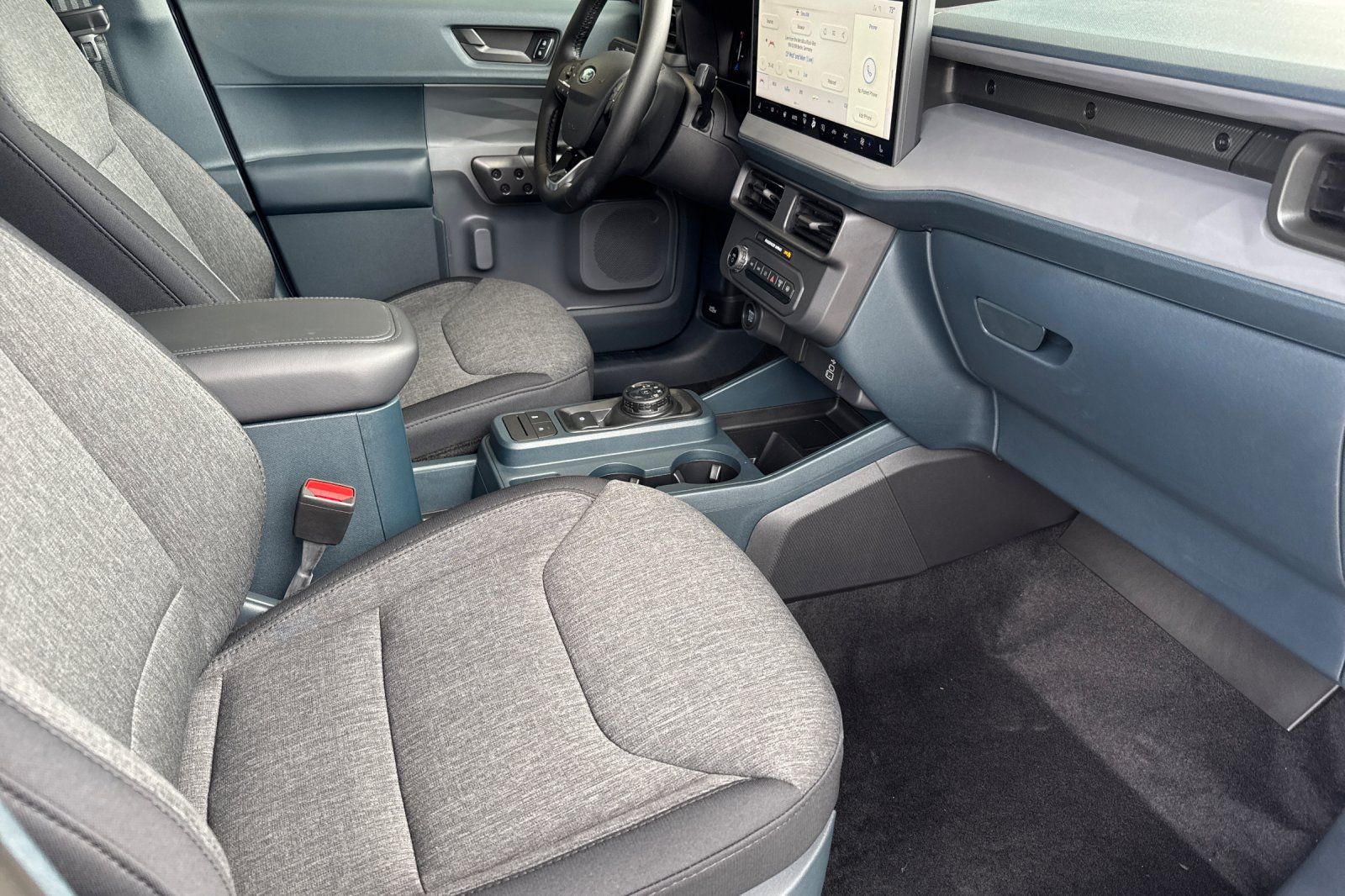 2025 Ford Maverick XLT - Photo 16