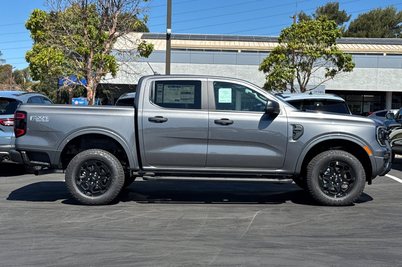 2025 Ford Ranger XLT photo 3