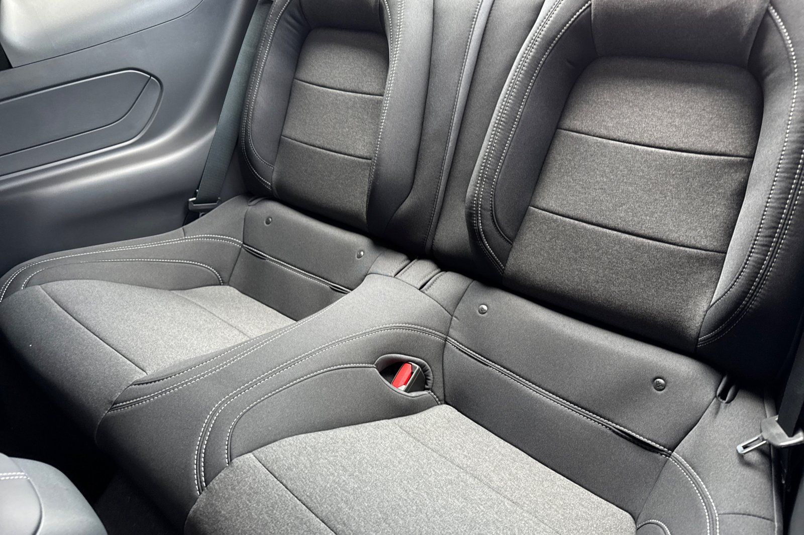 2025 Ford Mustang EcoBoost Fastback - Photo 13