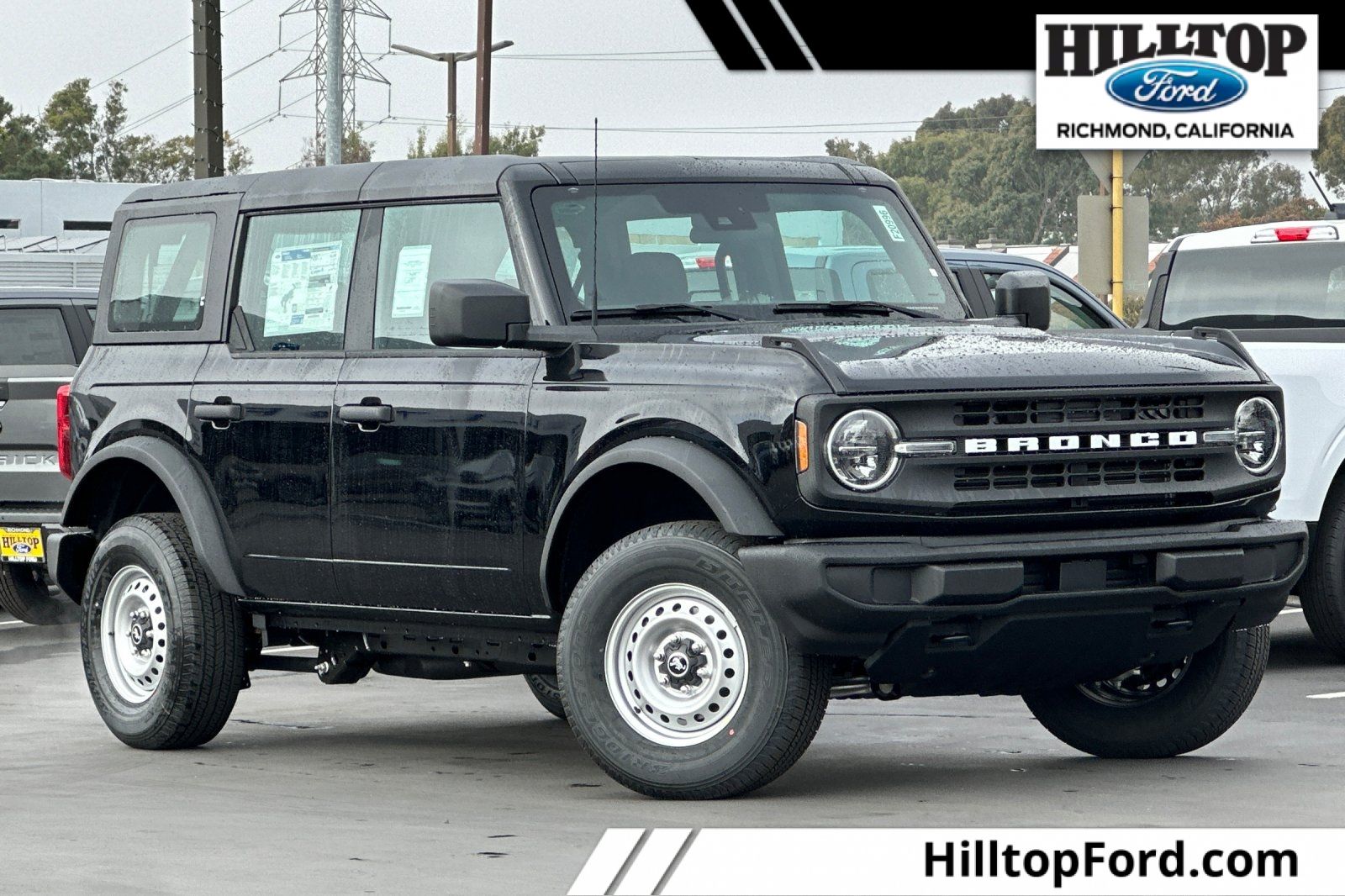 2025 Ford Bronco 4-Door Base's photo
