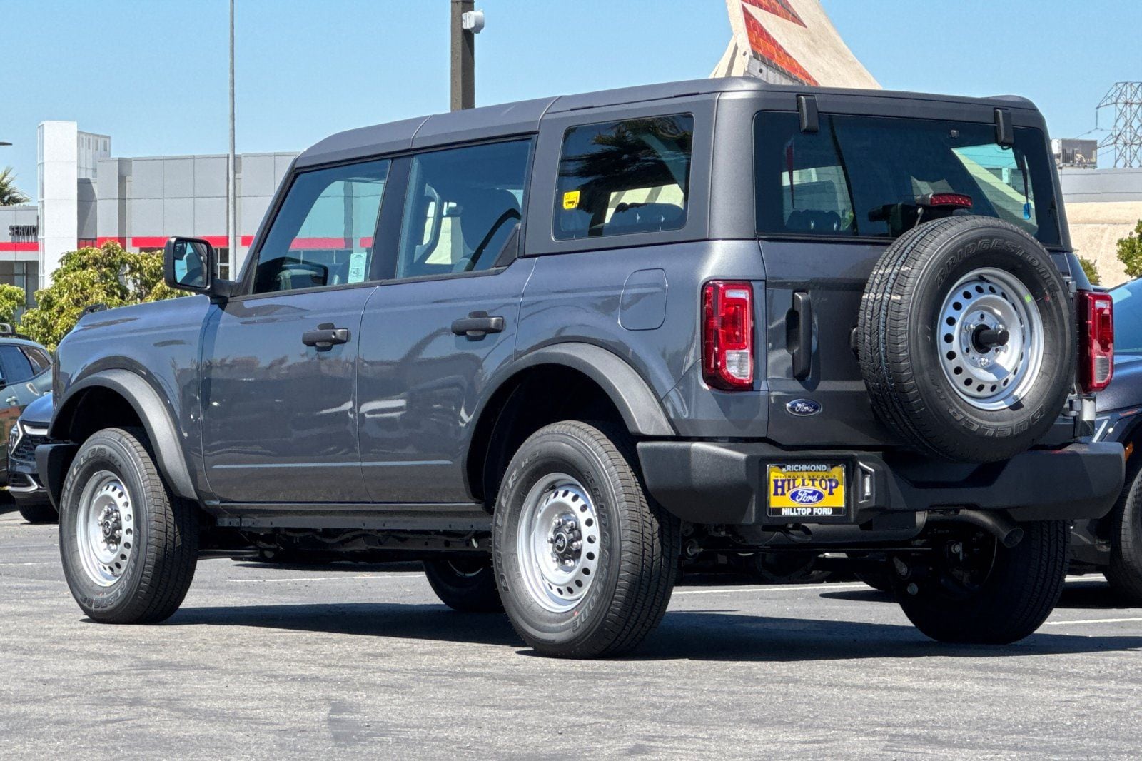 2025 Ford Bronco 4-Door Base - Photo 6