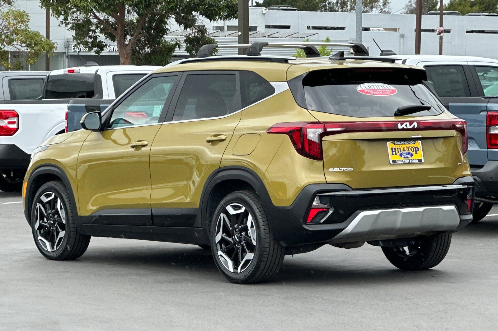 2024 Kia Seltos SX photo 3