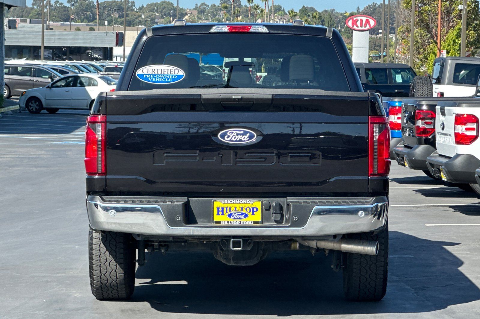 View vehicle photo 6