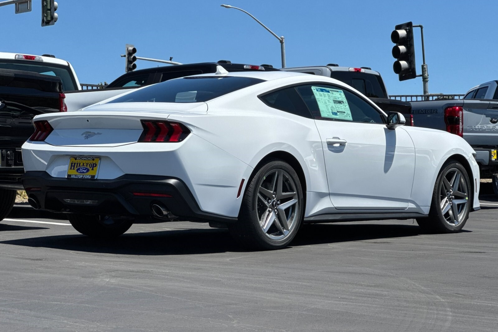 2025 Ford Mustang EcoBoost photo 4