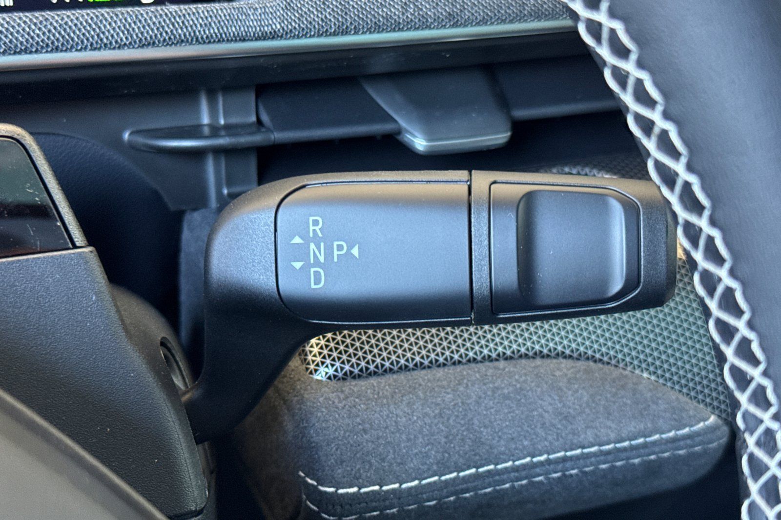 2025 Ford Mustang Mach-E GT - Photo 23