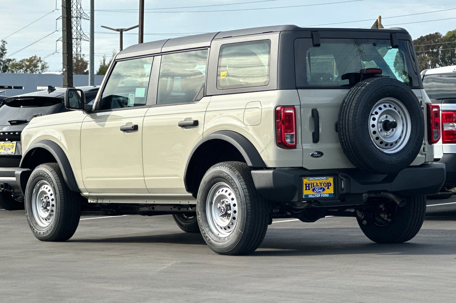 2025 Ford Bronco 4-Door Base - Photo 6