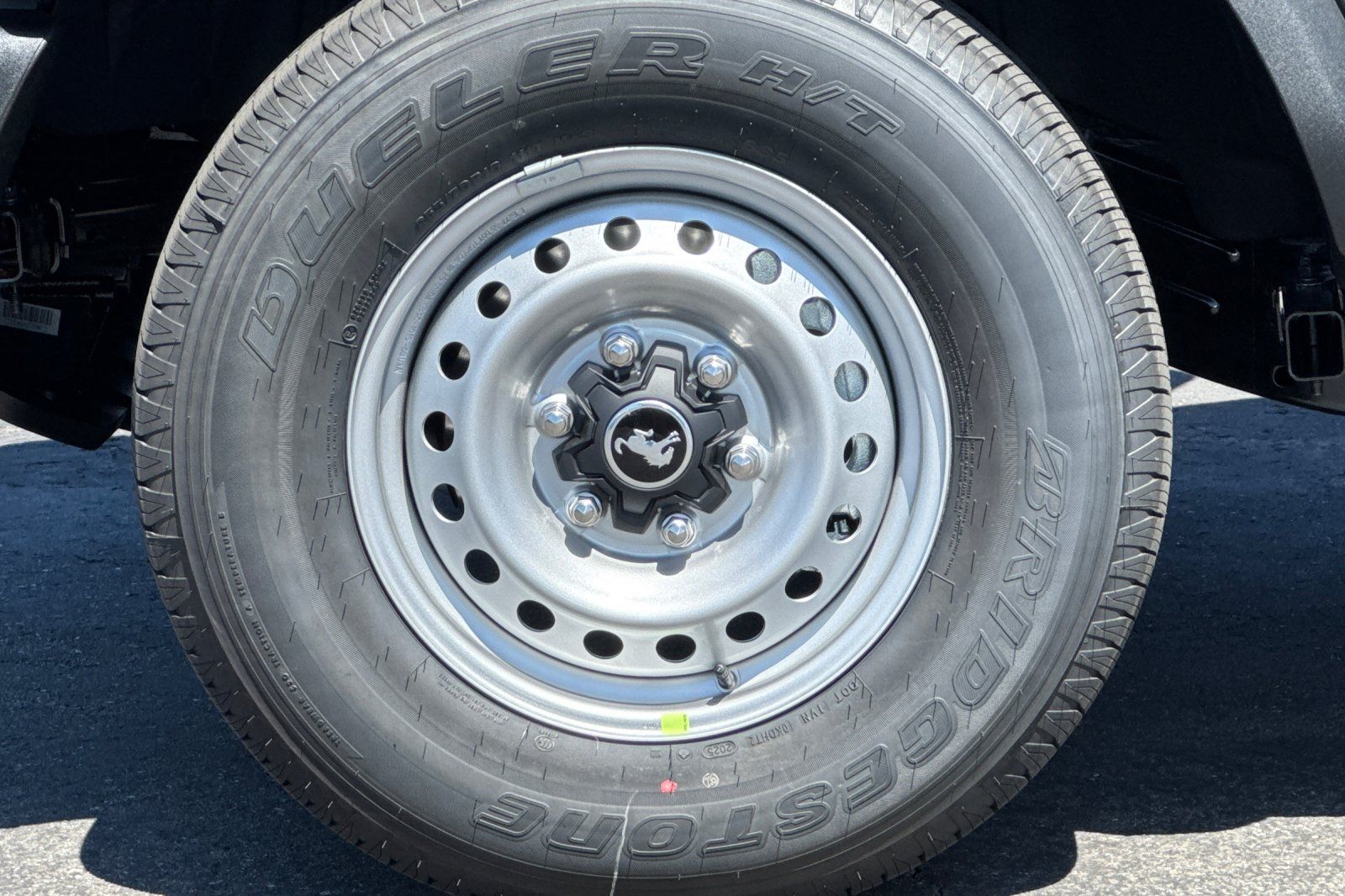 2025 Ford Bronco 4-Door Base - Photo 26