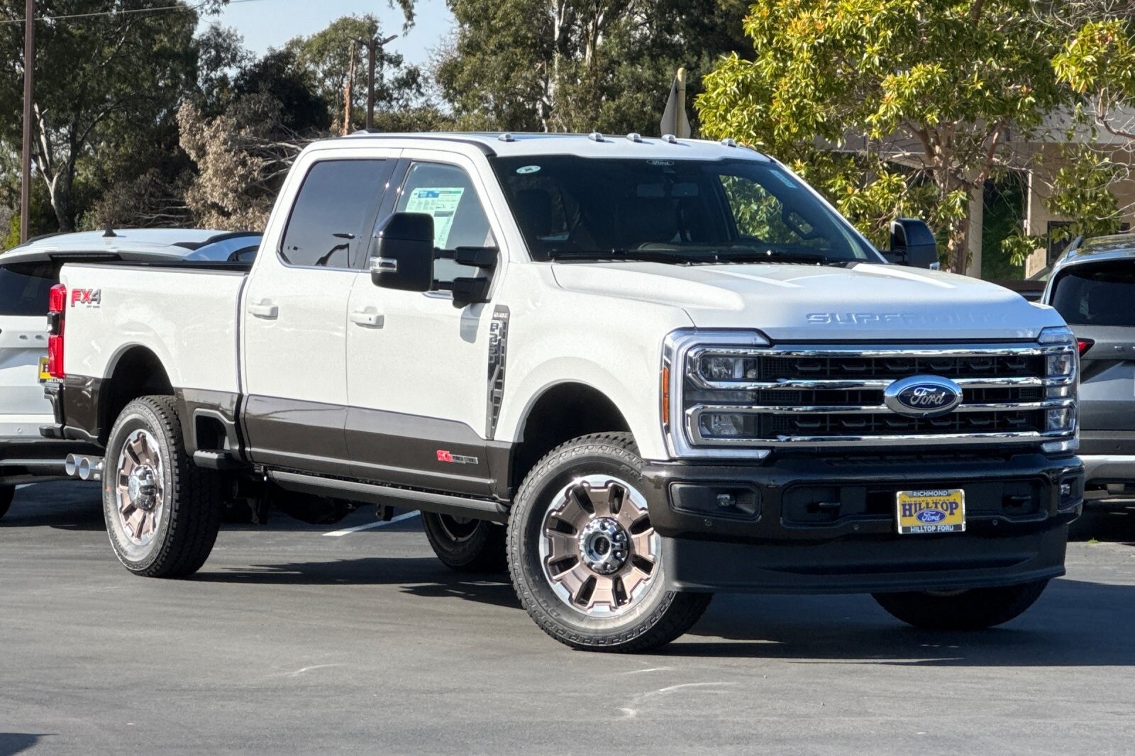 2025 Ford F-350 photo 2