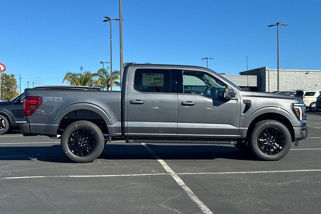 New 2025 Ford F-150 Lariat Truck