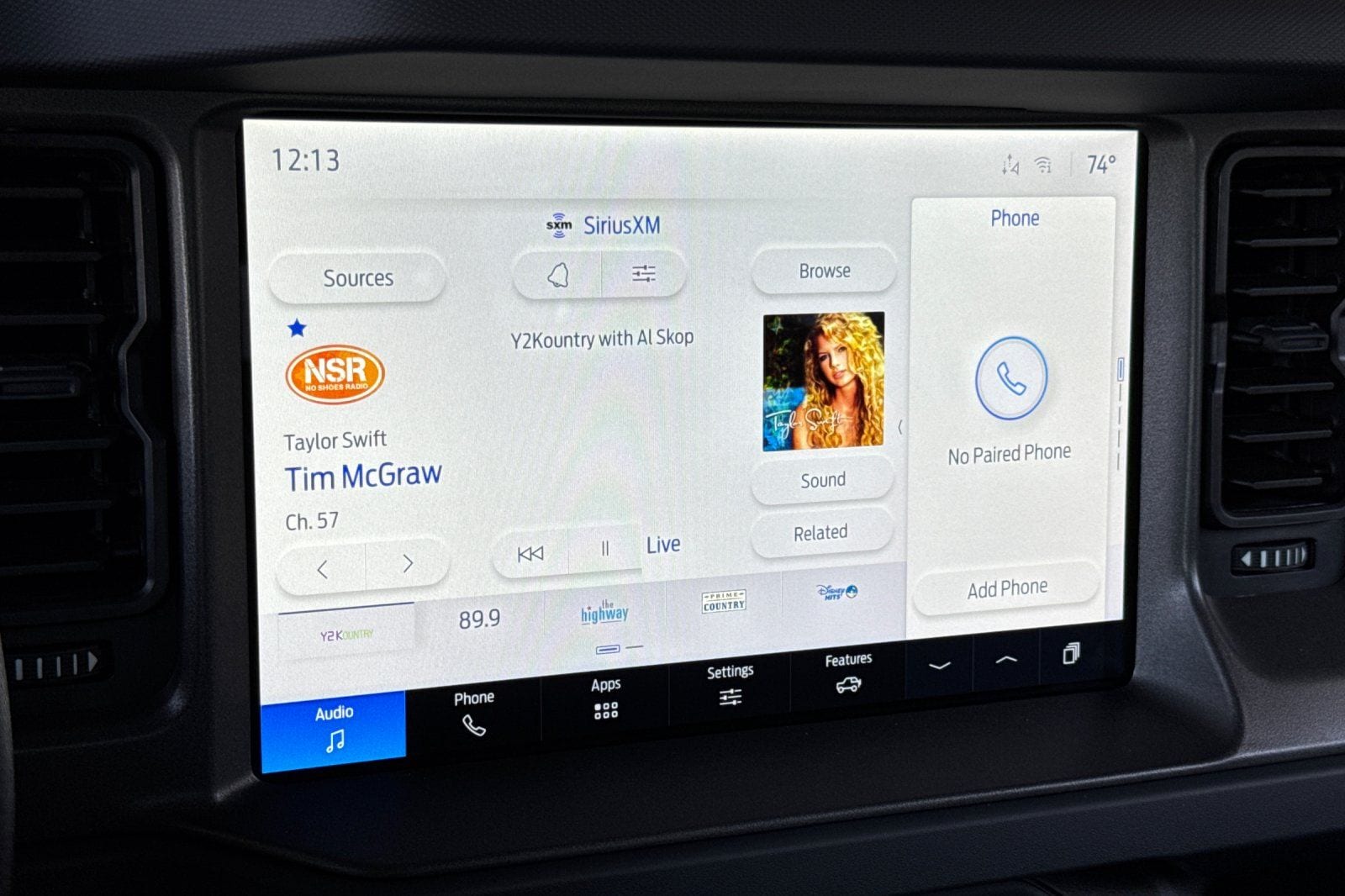 2025 Ford Bronco 4-Door Base - Photo 19