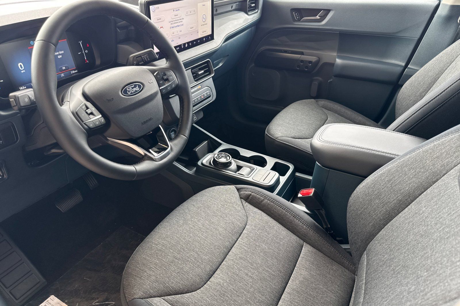2025 Ford Maverick XLT - Photo 11