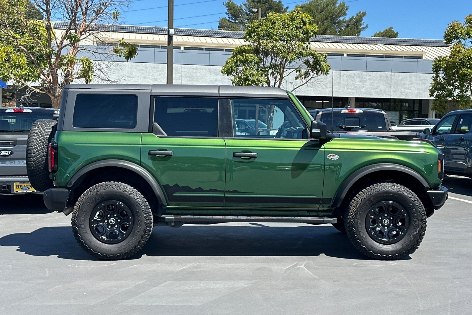 2024 Ford Bronco Wildtrak photo 4