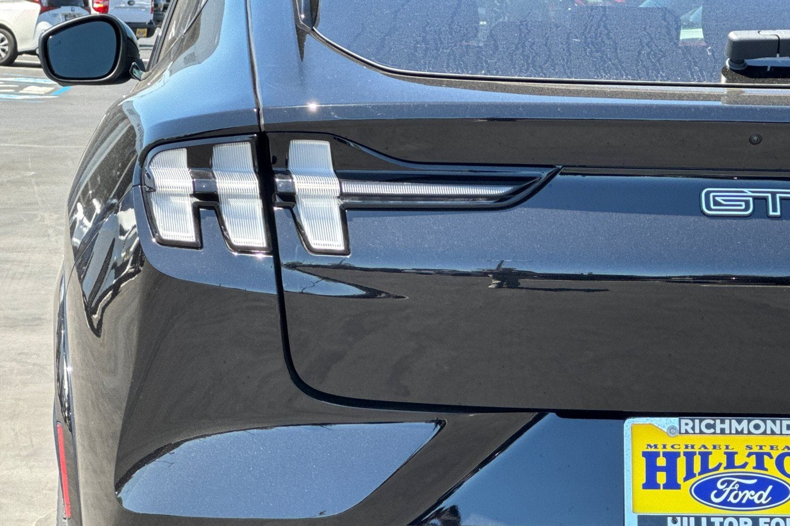 2025 Ford Mustang Mach-E GT - Photo 28