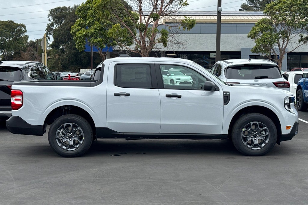 New 2025 Ford Maverick XLT Truck