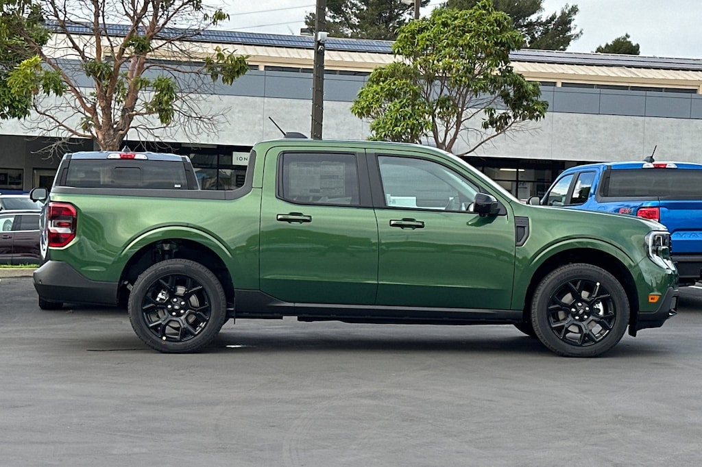 New 2025 Ford Maverick Lariat Truck