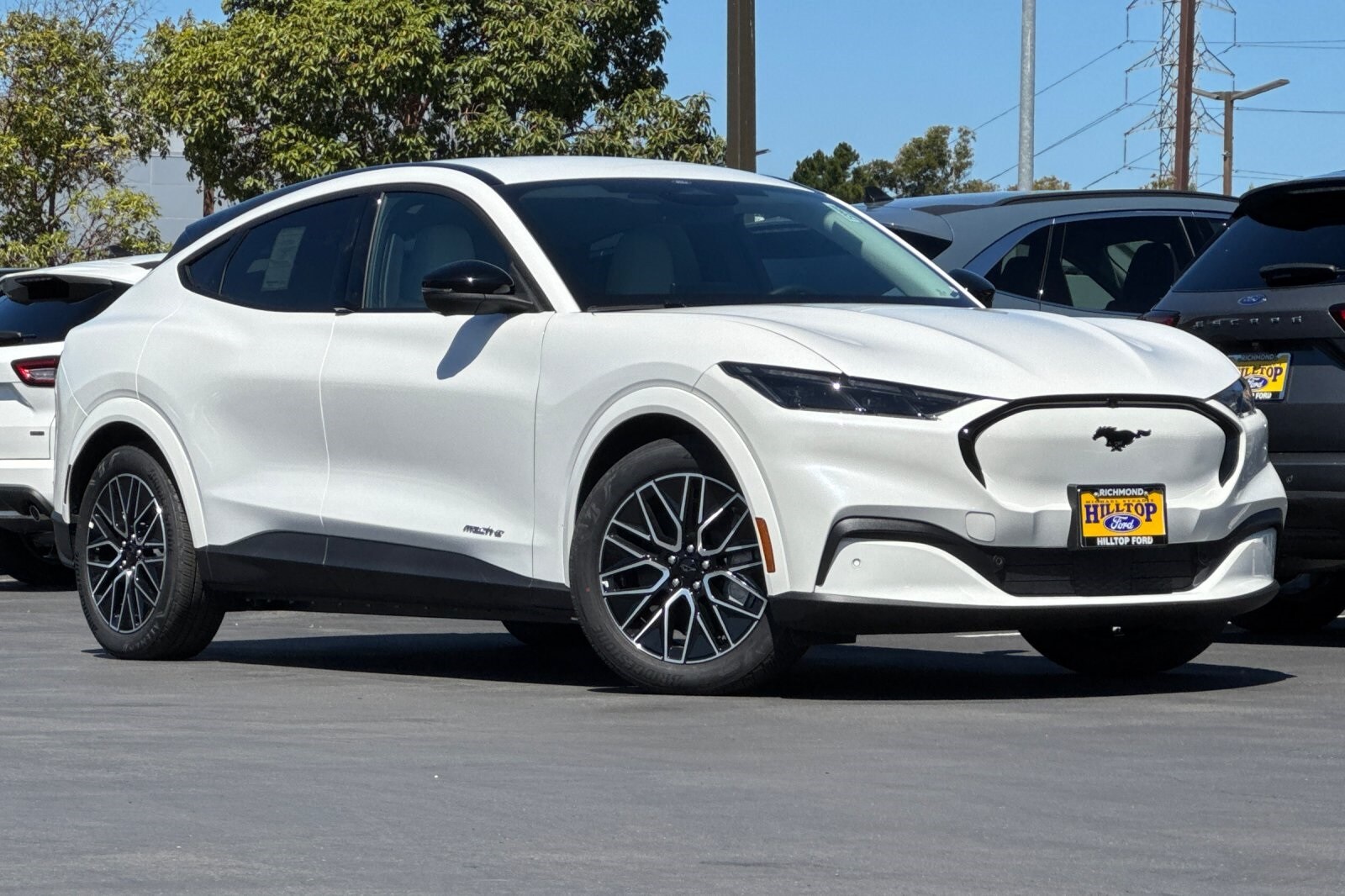 2025 Ford Mustang Mach-E Premium photo 2
