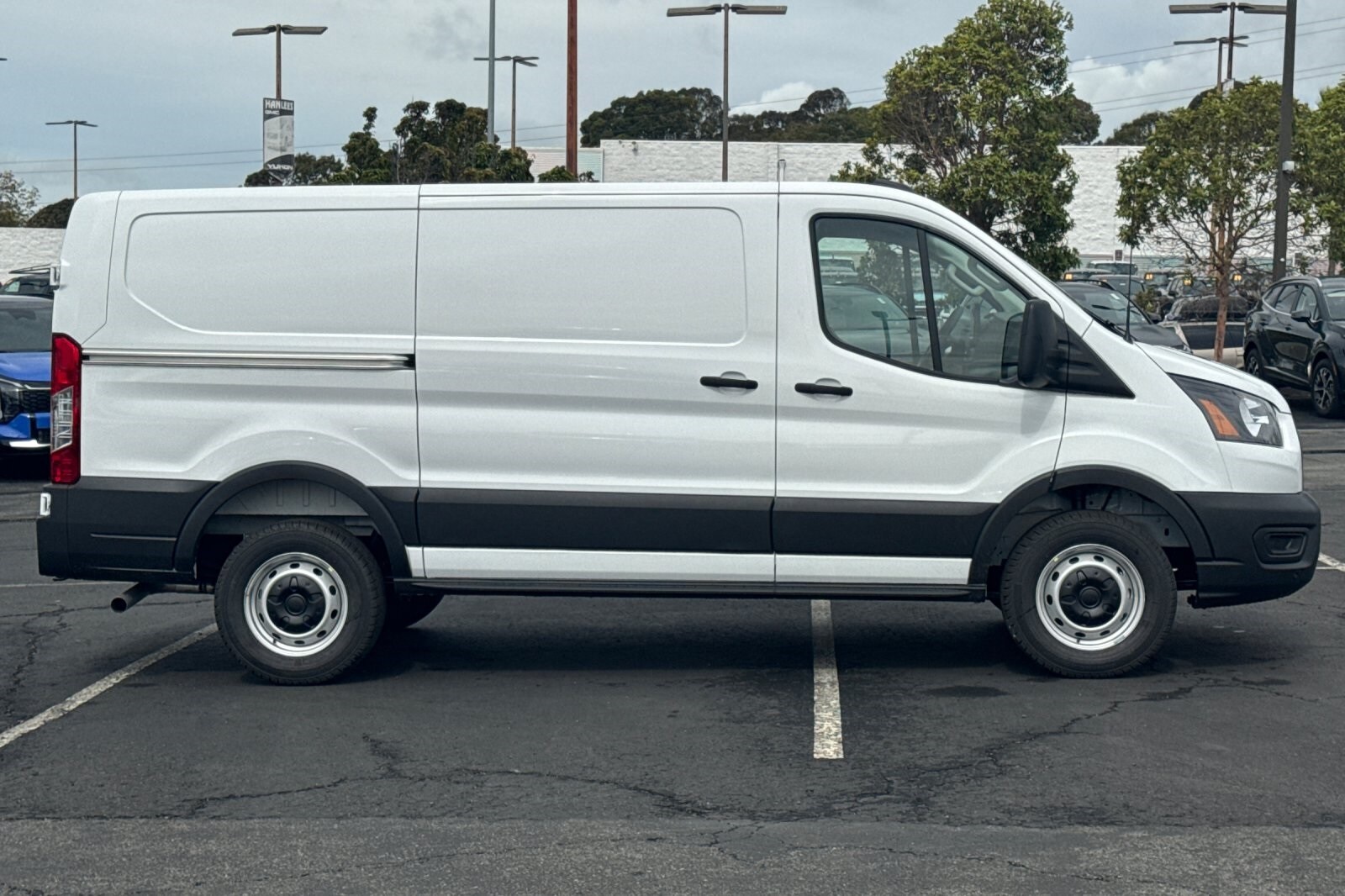 2026 Ford Transit photo 2