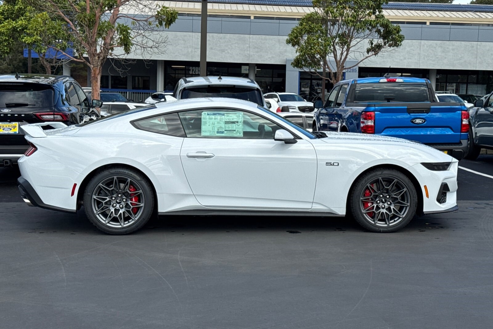 2025 Ford Mustang GT Premium photo 3