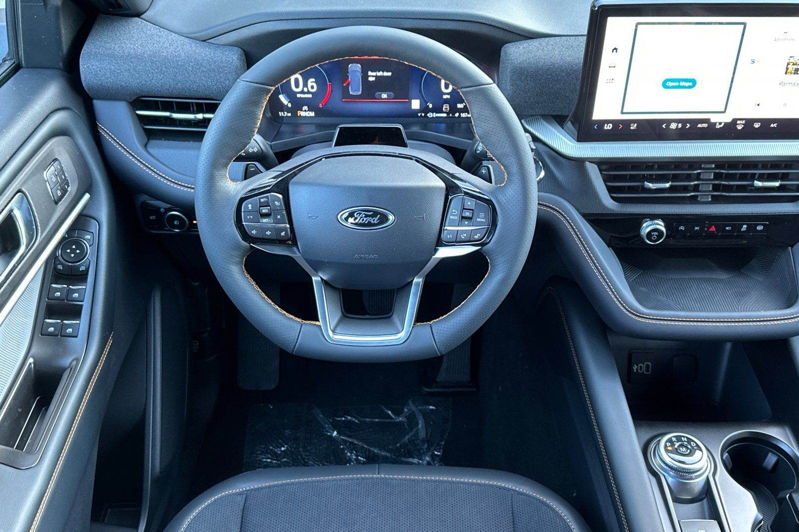 2026 Ford Explorer Tremor - Photo 15