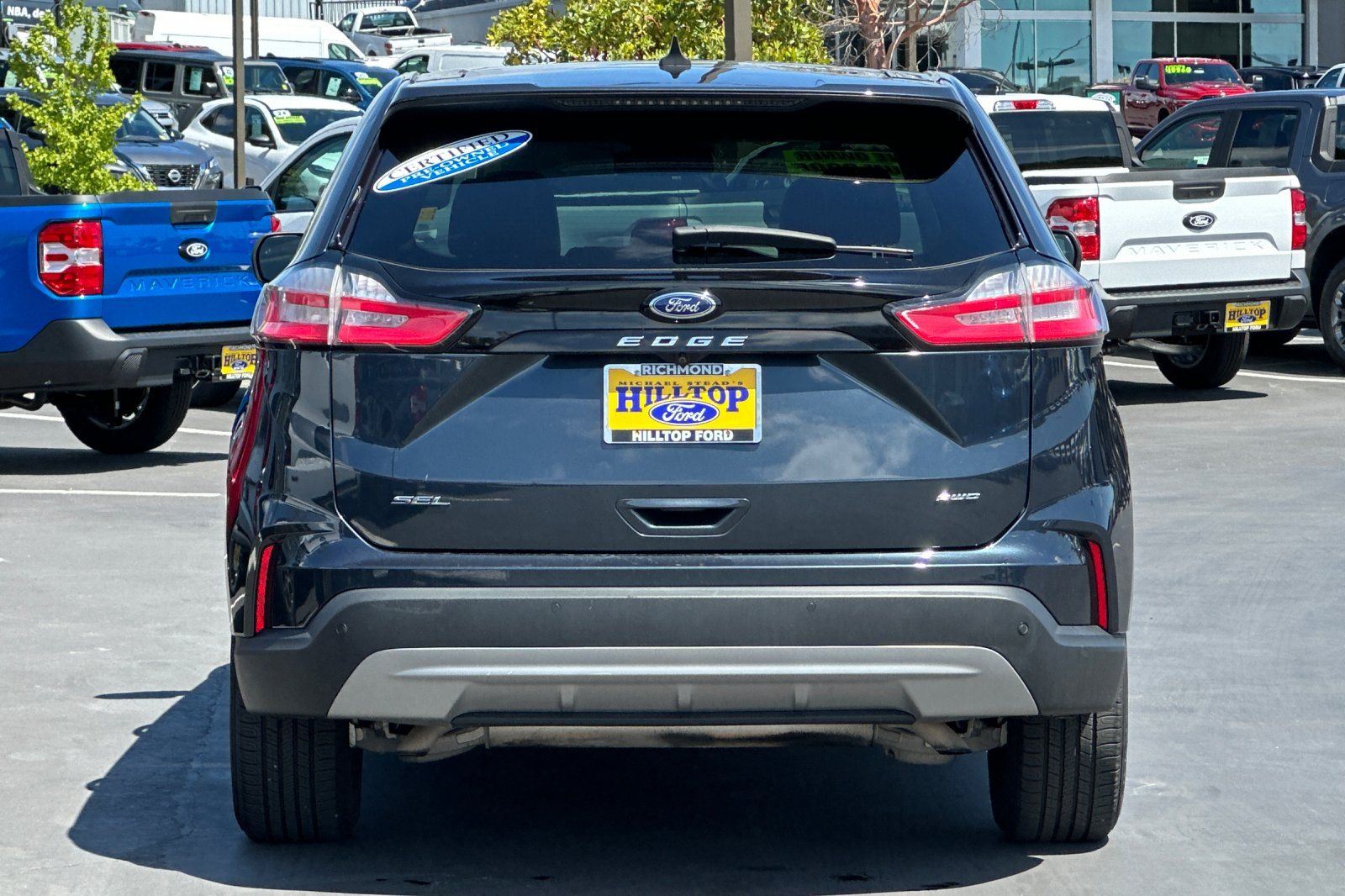 2022 Ford Edge SEL photo 5