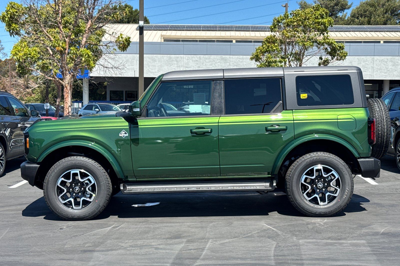 2025 Ford Bronco 4-Door Outer Banks - Photo 7