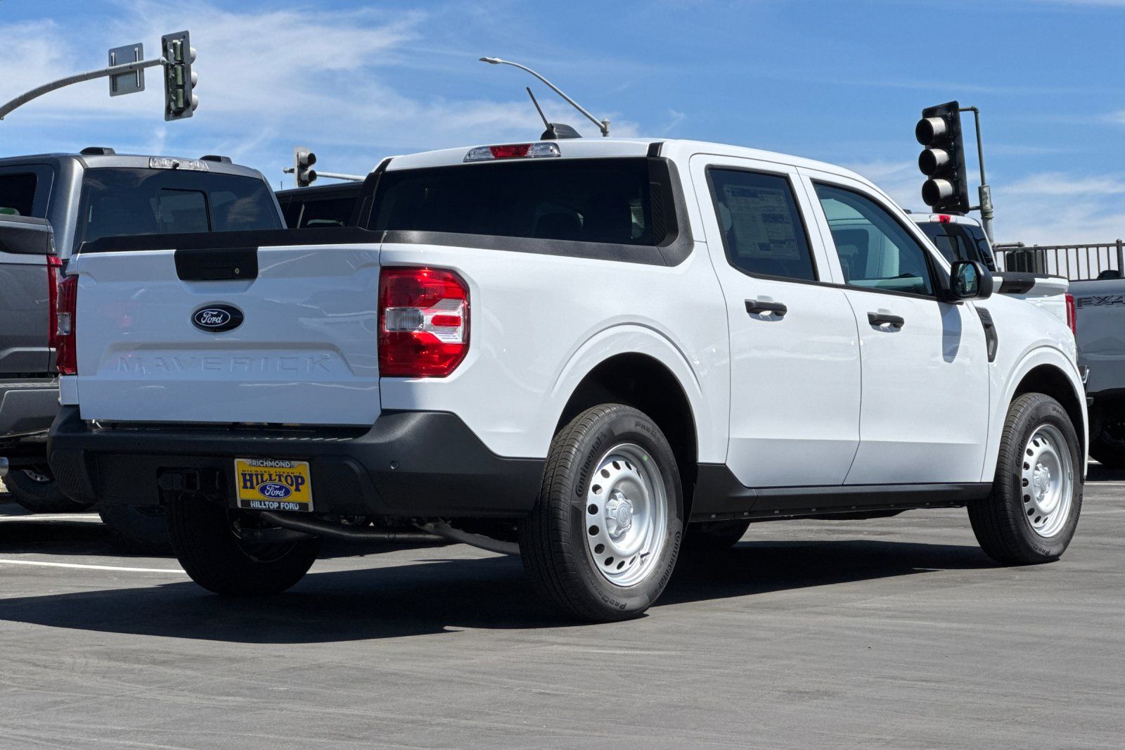 2025 Ford Maverick XL photo 4