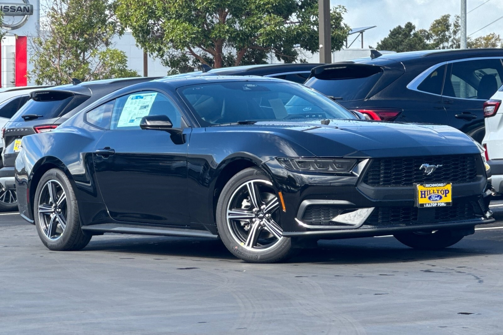 2025 Ford Mustang EcoBoost photo 2