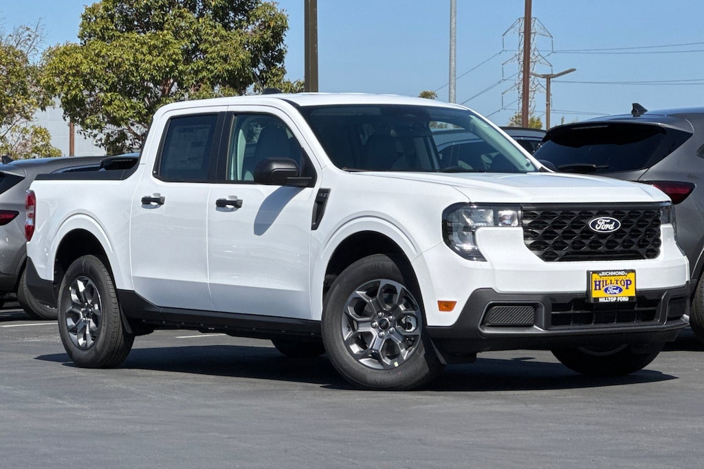 2025 Ford Maverick XLT photo 2