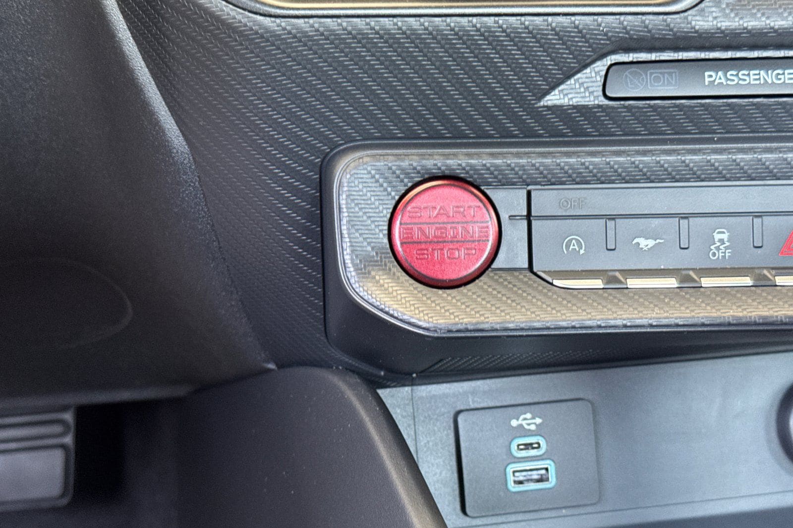 2025 Ford Mustang EcoBoost Fastback - Photo 22