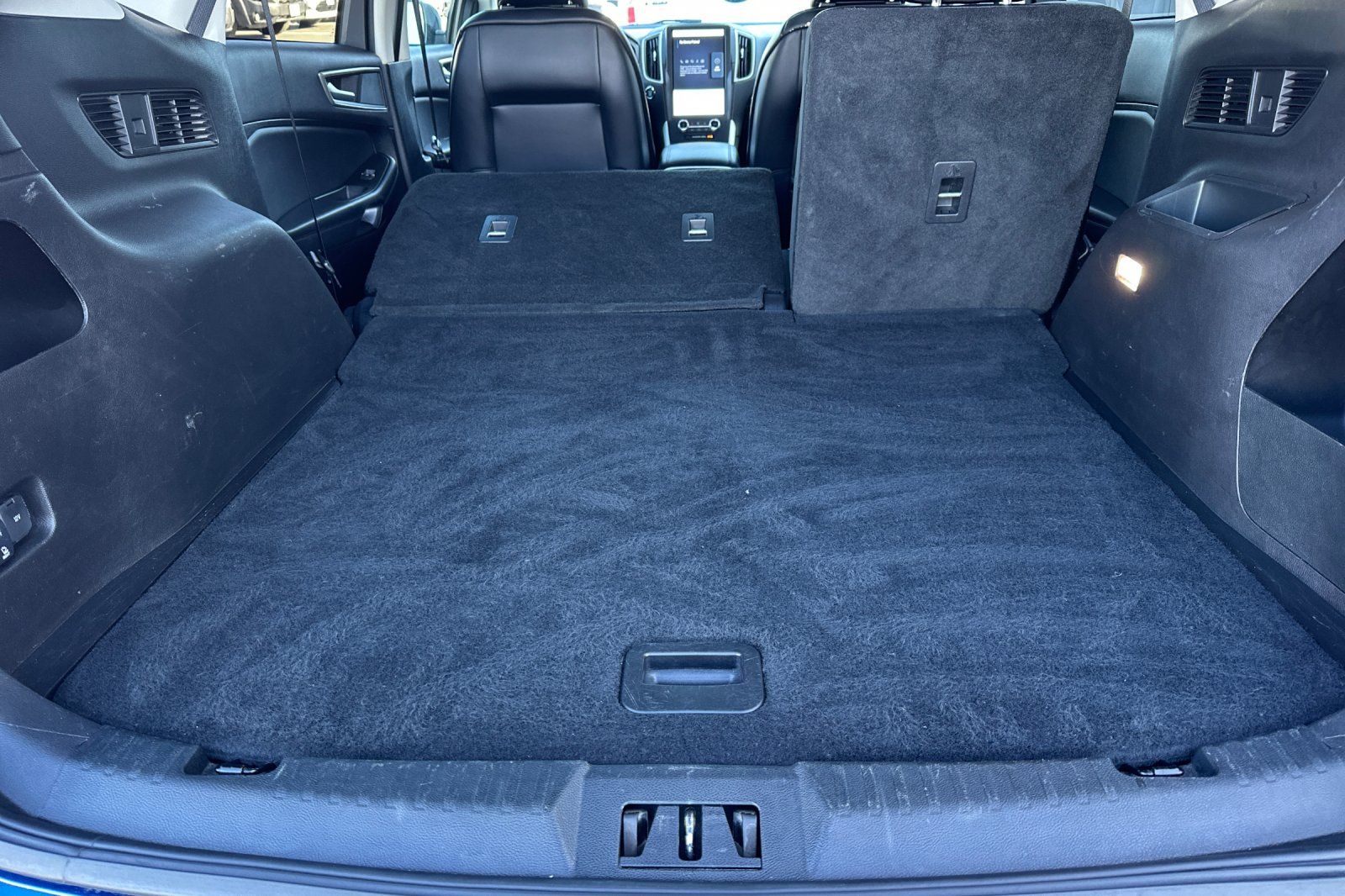 2024 Ford Edge SEL - Photo 17